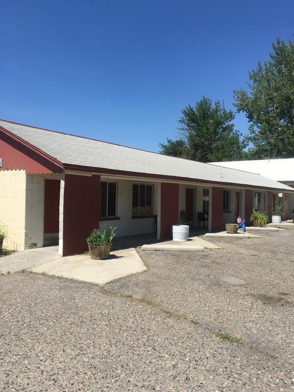 Parma Inn Exterior foto